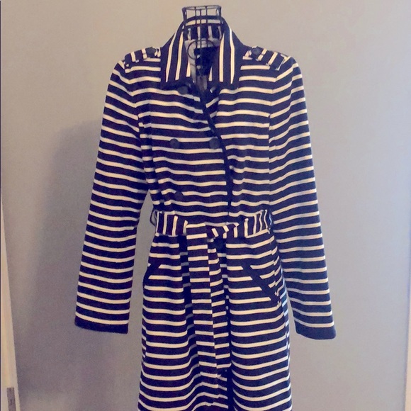 The Limited trench coat - Picture 3 of 5